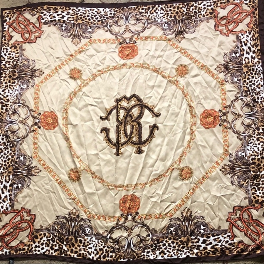 MOSI Silk Touch scarf  36” square scarf